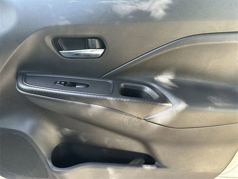 Used 2023 Nissan Versa SV image 36