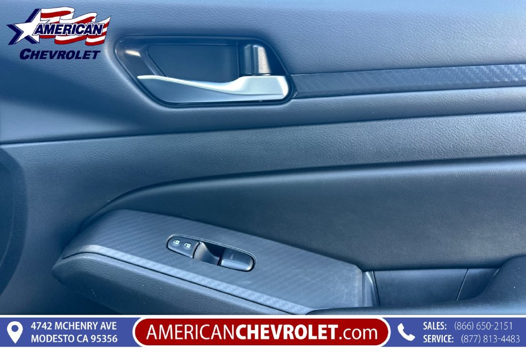 Used 2025 Nissan Altima 2.5 SV FWD image 22
