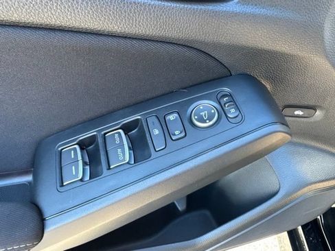 Used 2024 Honda Civic Sport image 9