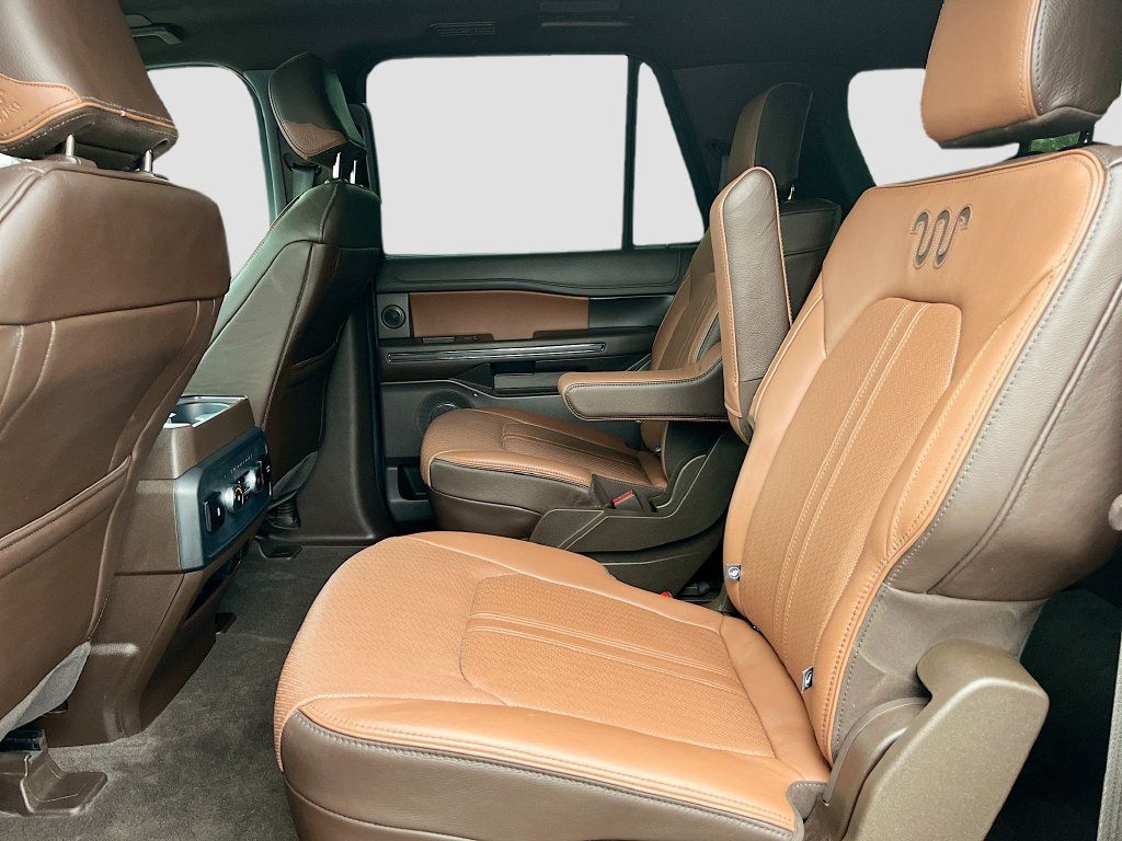 Used 2023 Ford Expedition Max King Ranch AWD/4WD image 26