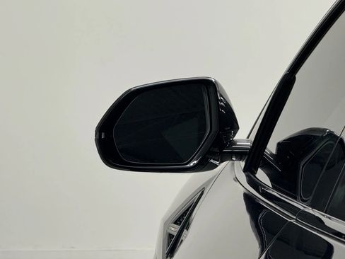 Used 2021 Lamborghini Urus image 26