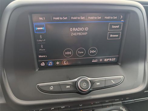 Used 2020 Chevrolet Camaro LT RWD image 15