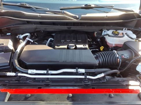 Used 2024 Chevrolet Silverado 1500 LT Trail Boss image 31