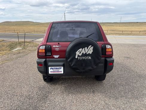 Used 1999 Toyota RAV4 2WD 4-Door image 4