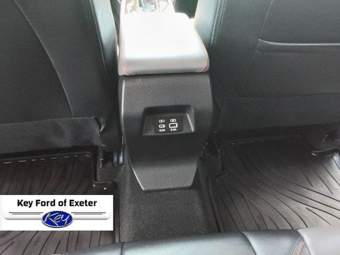 Used 2024 Subaru Crosstrek 2.5i Limited AWD/4WD image 18