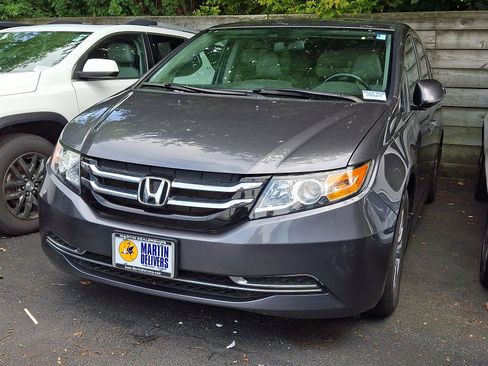 Used 2017 Honda Odyssey EX-L image 3