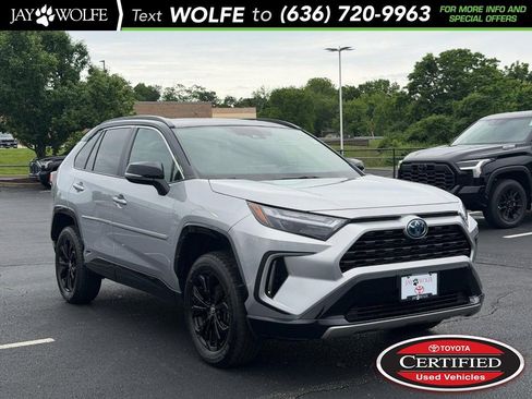 Used 2022 Toyota RAV4 XSE w/ XSE Grade Weather Package AWD/4WD image 1