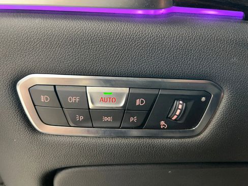 Used 2019 BMW X5 xDrive40i w/ Premium Package image 26