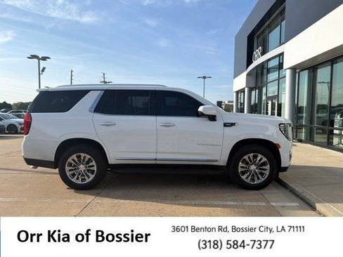 Used 2021 GMC Yukon SLT w/ SLT Luxury Plus Package RWD image 7