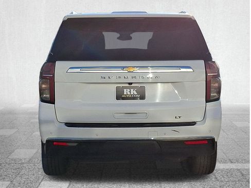 Used 2023 Chevrolet Suburban LT AWD/4WD image 5