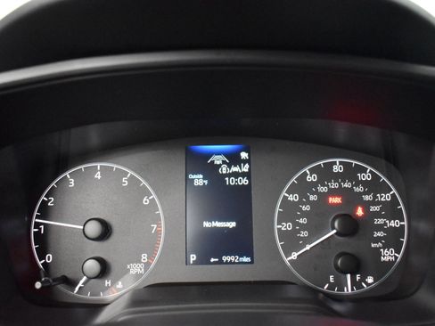 Used 2025 Toyota Corolla LE image 15