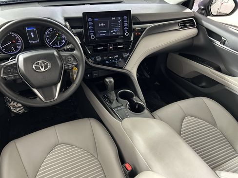 Used 2024 Toyota Camry SE FWD image 23