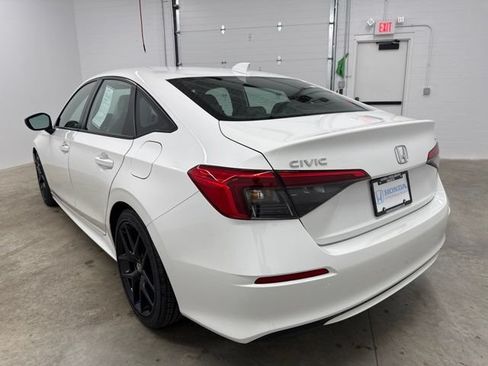 Used 2024 Honda Civic Sport image 7