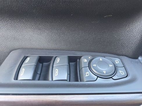 Used 2020 GMC Sierra 1500 SLT w/ SLT Premium Plus Package image 39