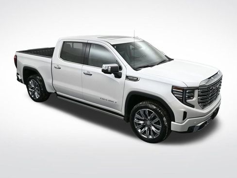 Used 2023 GMC Sierra 1500 Denali w/ Denali Reserve Package image 18