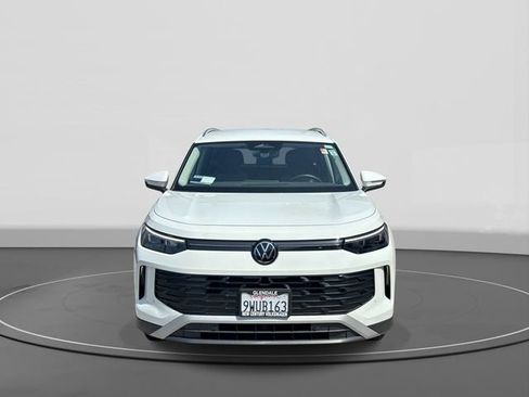Used 2026 Volkswagen Tiguan S FWD image 2