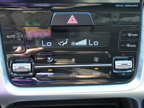 Used 2021 Kia Sorento EX FWD image 35
