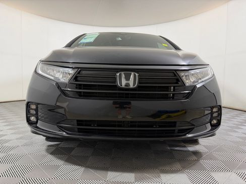Used 2024 Honda Odyssey Sport image 5