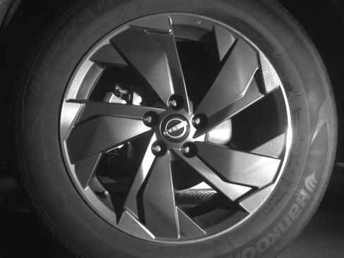 Used 2025 Nissan Rogue SV image 12