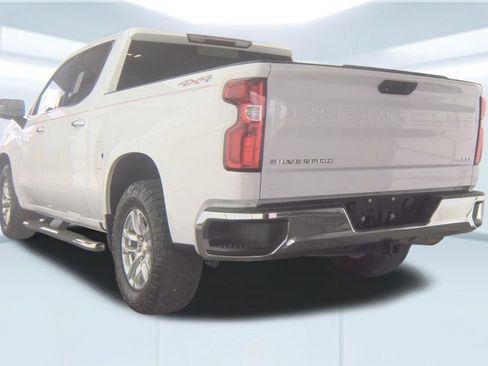 Used 2020 Chevrolet Silverado 1500 LTZ w/ LTZ Convenience Package AWD/4WD image 4