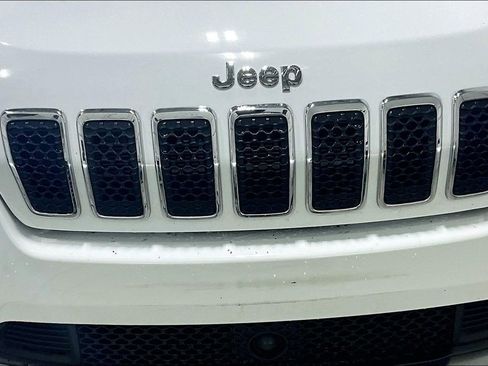 Used 2022 Jeep Cherokee Limited image 33