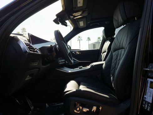 New 2026 BMW X5 M60i w/ Executive Package image 10