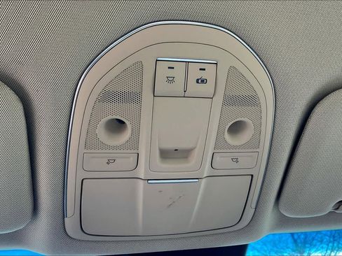 Used 2019 Genesis G80 3.8 image 34