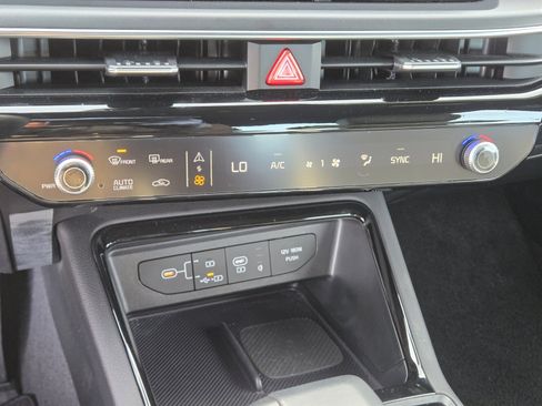 Certified 2025 Kia K5 GT-Line w/ GT-Line Premium Package image 21