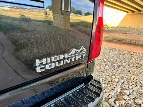 Used 2020 Chevrolet Silverado 3500 High Country w/ Technology Package AWD/4WD image 25