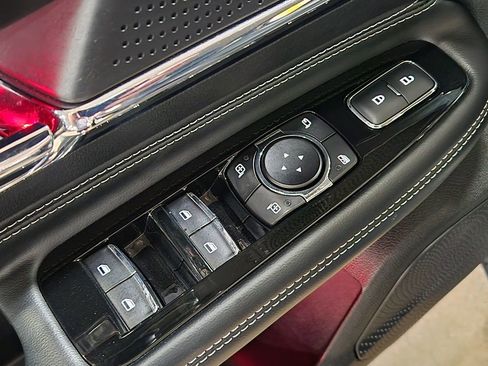 Used 2023 Lincoln Corsair Reserve image 41