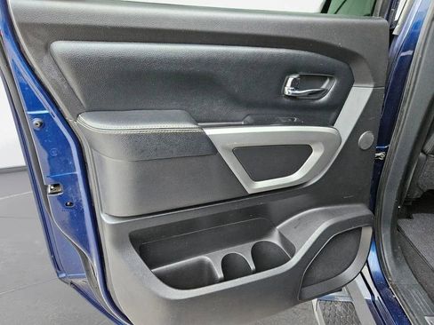 Used 2017 Nissan Titan SL w/ Chrome Package image 26