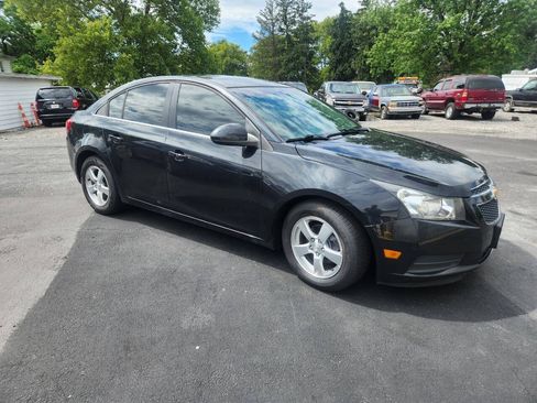 Used 2012 Chevrolet Cruze LT FWD image 1