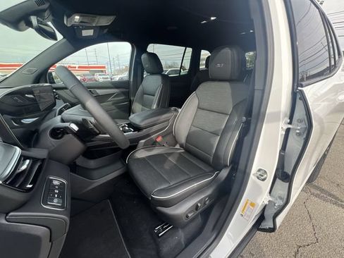 New 2026 Buick Enclave Sport Touring FWD image 15