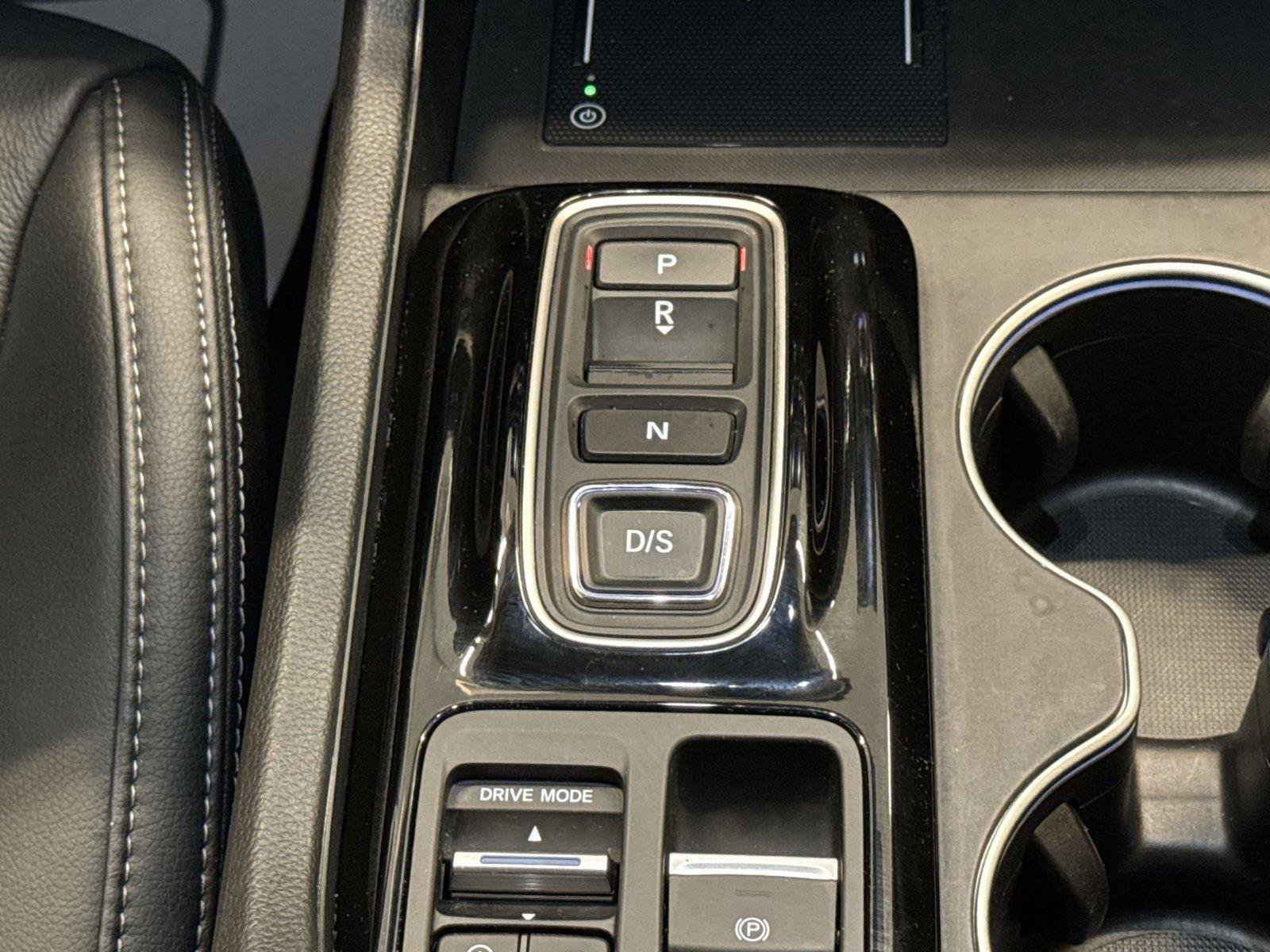 Used 2025 Honda Pilot Touring image 22