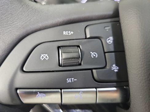 Certified 2023 Cadillac XT6 Premium Luxury w/ Technology Package FWD image 25