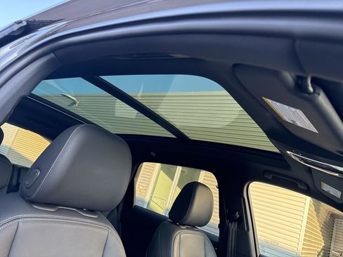 Certified 2025 Audi Q7 2.0T Premium w/ Convenience Plus Package image 18