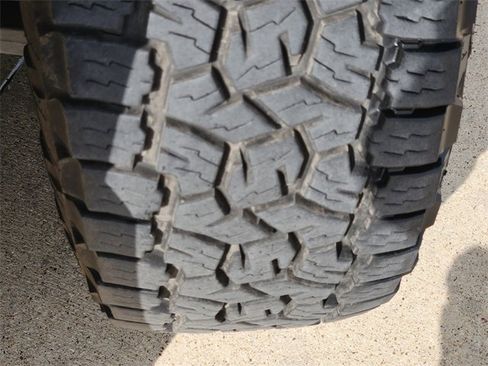 Used 2025 Ford F250 Lariat w/ FX4 Off-Road Package AWD/4WD image 19