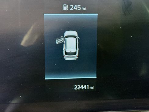 Used 2025 Hyundai Kona SEL image 19