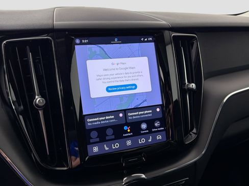 Certified 2023 Volvo XC60 B5 Core w/ Protection Package Premier image 13