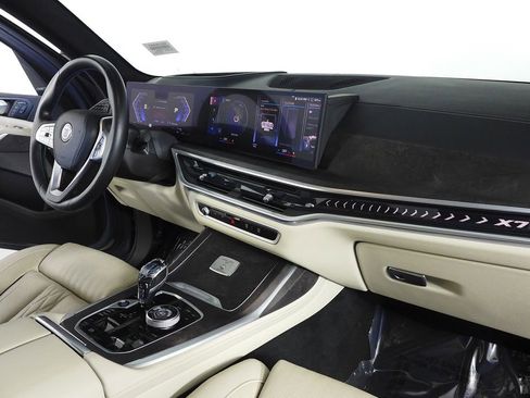 Used 2023 BMW ALPINA XB7 AWD/4WD image 13