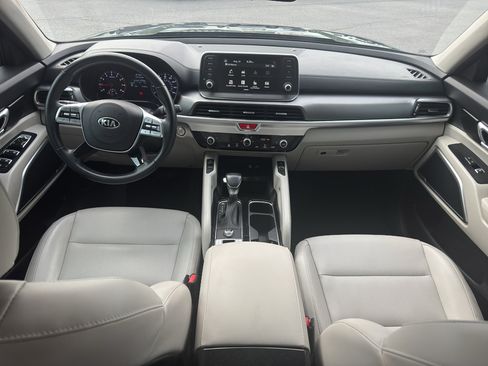 Used 2021 Kia Telluride S FWD image 9