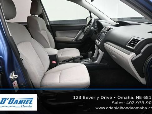 Used 2017 Subaru Forester 2.5i w/ Alloy Wheel Package AWD/4WD image 35