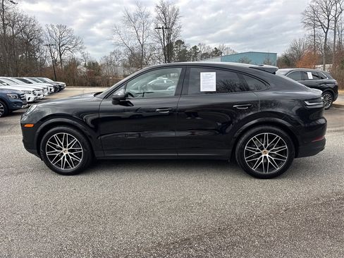 Used 2025 Porsche Cayenne Coupe image 4