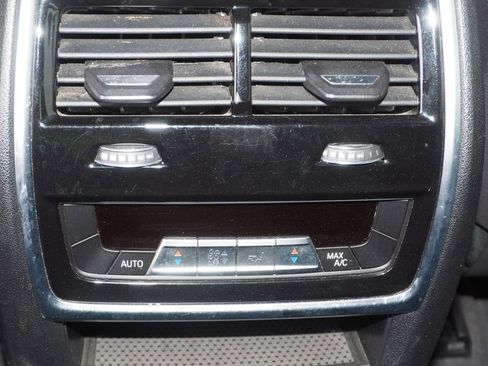 Used 2019 BMW X5 xDrive40i w/ Convenience Package image 16