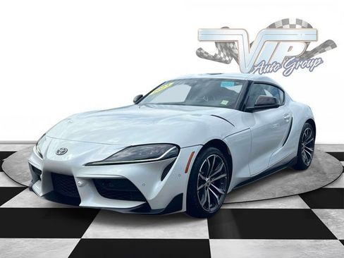 Used 2023 Toyota Supra RWD image 4