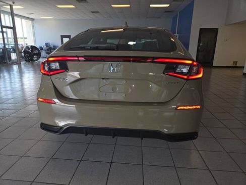 Used 2025 Honda Civic Sport image 7