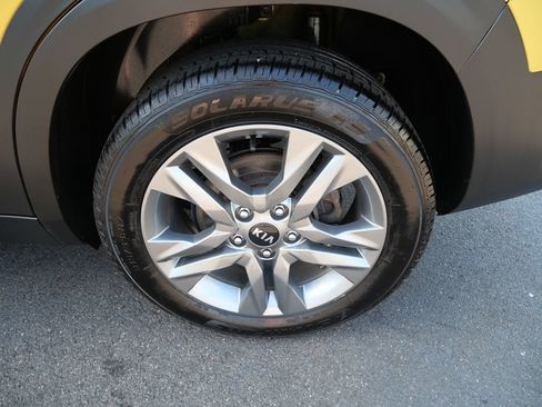 Used 2021 Kia Seltos S AWD/4WD image 37