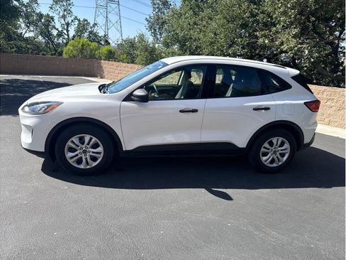 Used 2022 Ford Escape S FWD image 2