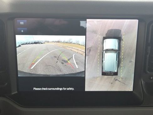 Used 2022 Ford Bronco Badlands image 31