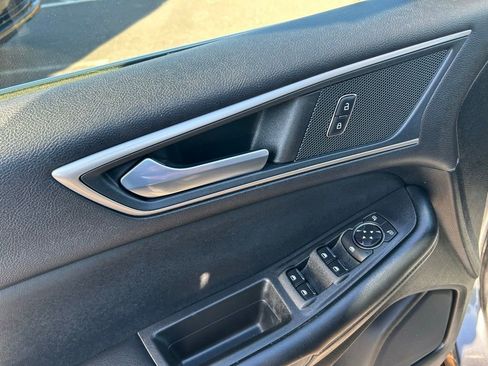 Certified 2022 Ford Edge SEL w/ Convenience Package image 15